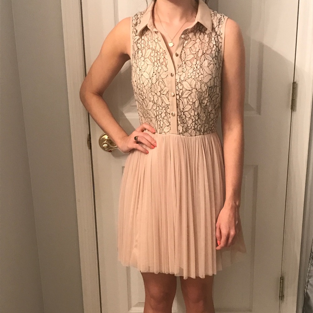 Forever 21 Button Up Collared Dress
